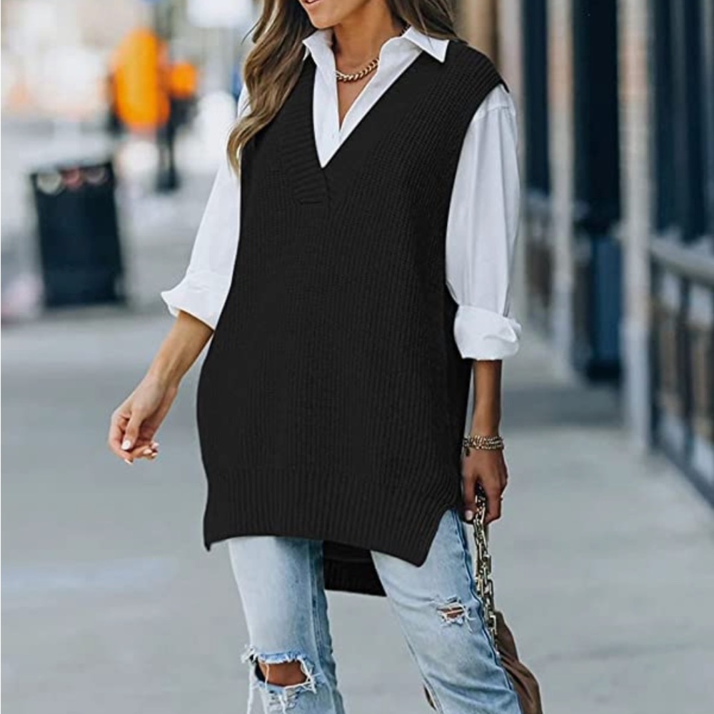 Black Oversized V-Neck Sweater Vest